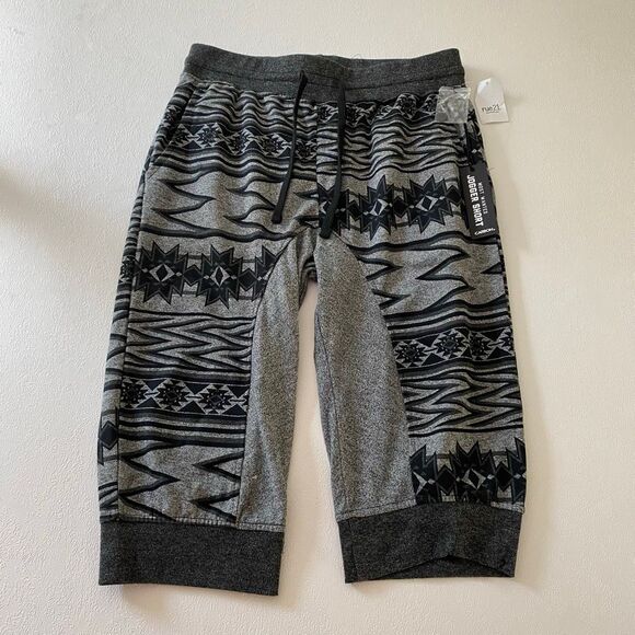 Carbon Jogger Shorts Rue21 Aztec Tribal Print Gray Black Size Small NWT - Picture 1 of 7